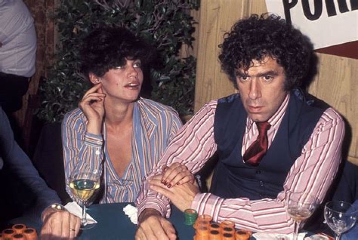 Who is Elliott Gould’s ex-wife, Jennifer Bogart, and why divorce?