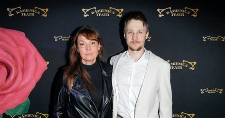 Who is Emilian Kamiński’s wife Justyna Sienczyllo?