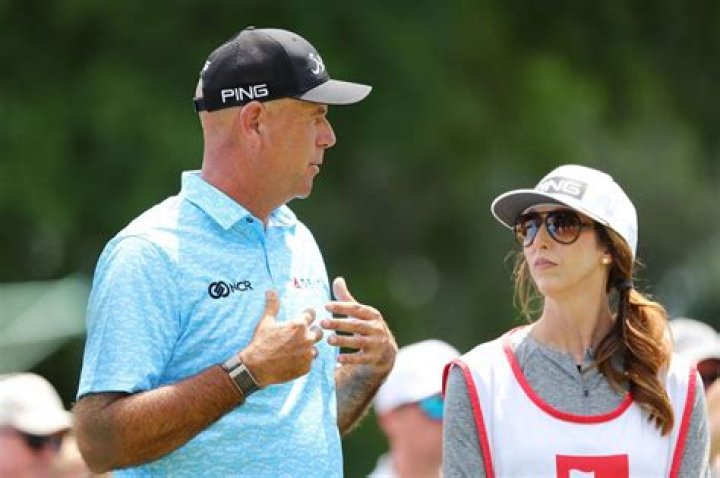 Who is Stewart Cink caddie Reagan Cink? Wiki, age, education, net worth