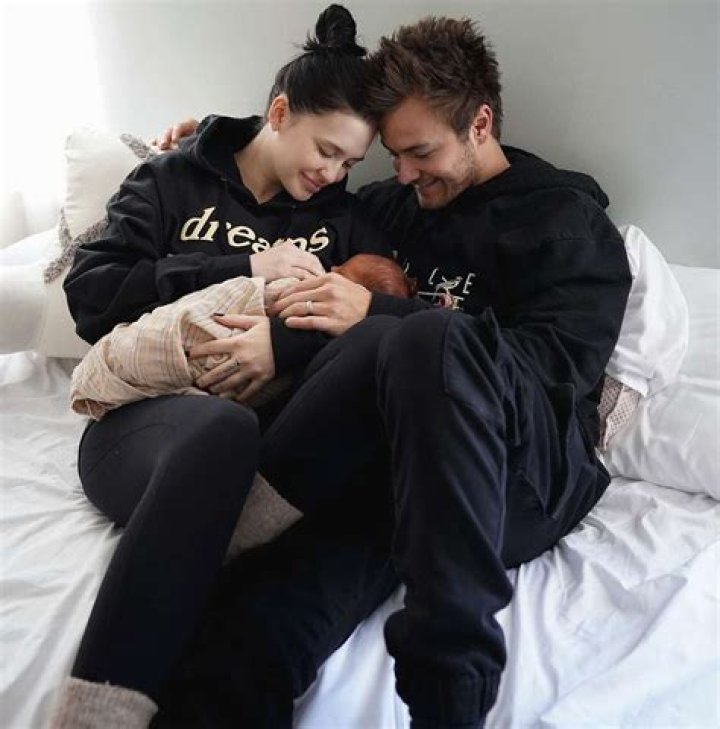 Who is Taela LaCour? Meet Peyton Meyer Pregnant Girlfriend