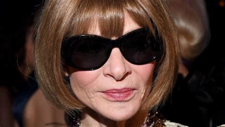 Why does Anna Wintour always wear sunglasses?