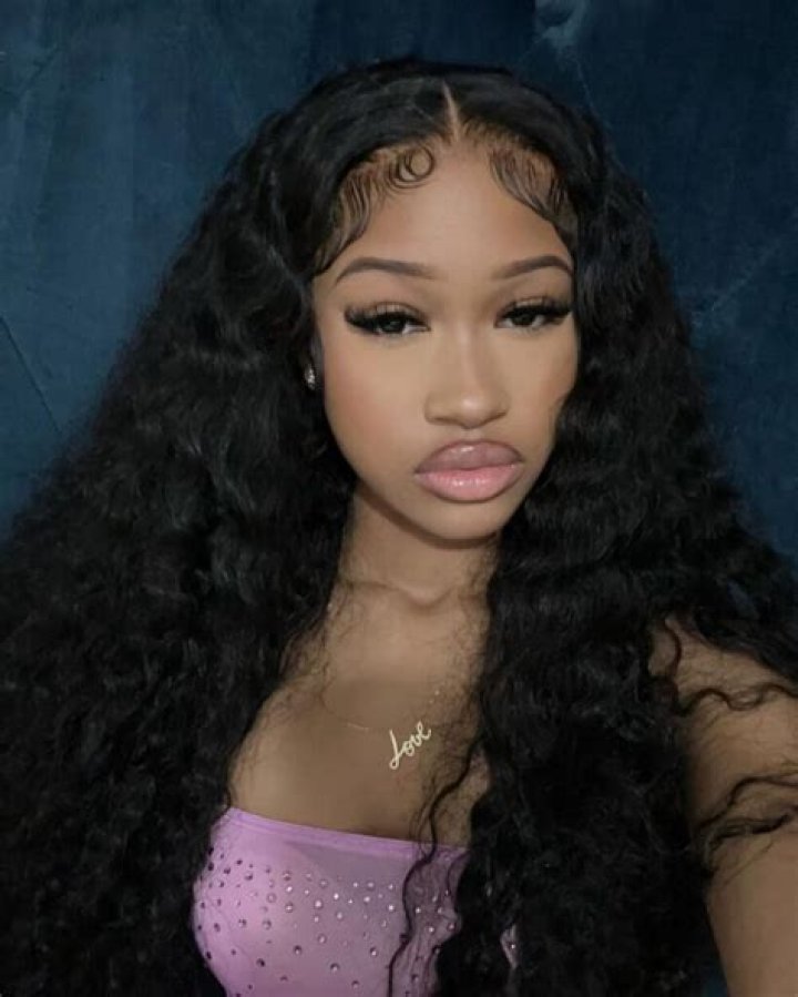 Yanni Monett – Bio, Facts, Family Life