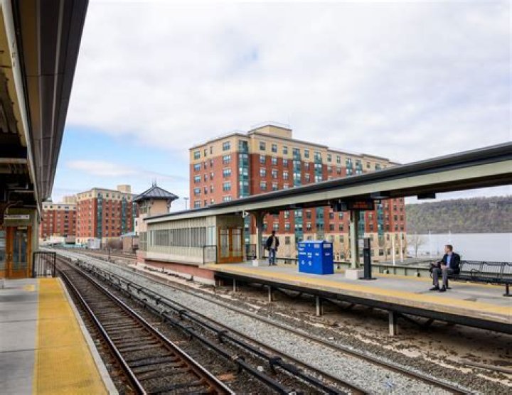 Famous People From Yonkers, New York & Celebs Born In Yonkers