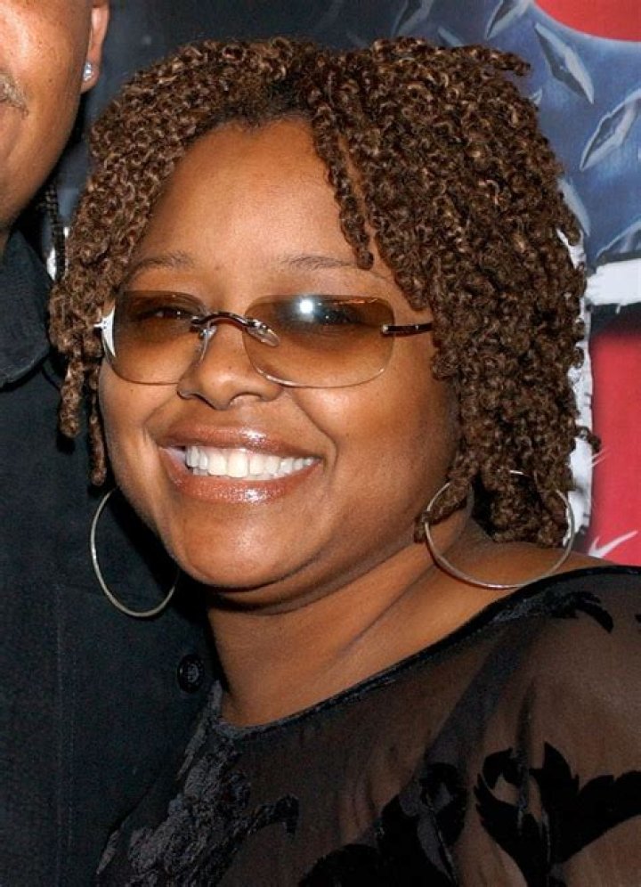 Yvette Wilson Biography - Facts, Childhood, Family Life & Achievements