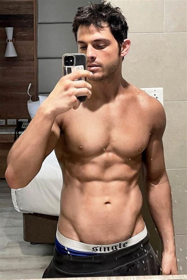 Zach Tinker Wiki, Girlfriend, Age, Height & Net Worth